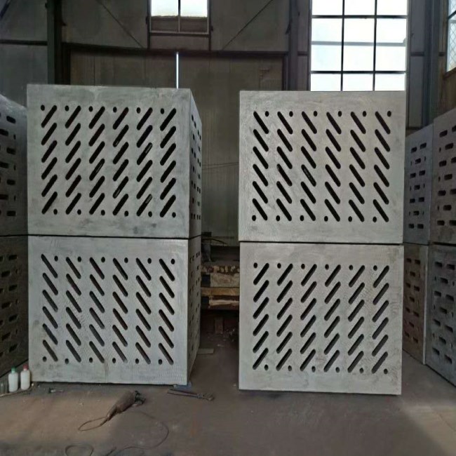 703研究所航母發(fā)動機墊箱